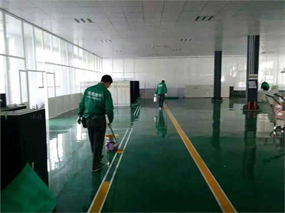 南潯電梯客戶艷綠平涂型環(huán)氧地坪 南潯電梯客戶艷綠平涂型環(huán)氧地坪