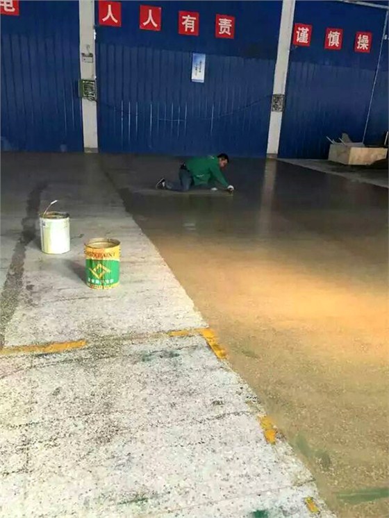 吳江標識公司平涂型環氧地坪進場施工 吳江標識公司平涂型環氧地坪進場施工