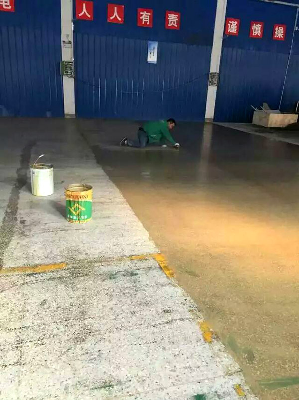 吳江標識公司平涂型環氧地坪進場施工