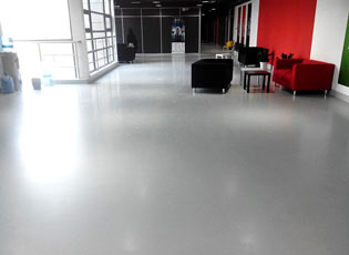 超耐磨高固含聚氨酯地坪 超耐磨高固含聚氨酯地坪