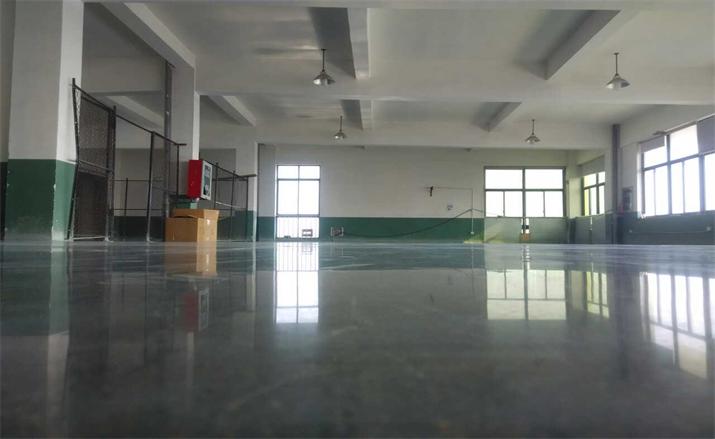 無色鋼化劑(硬化劑)地坪 無色鋼化劑(硬化劑)地坪